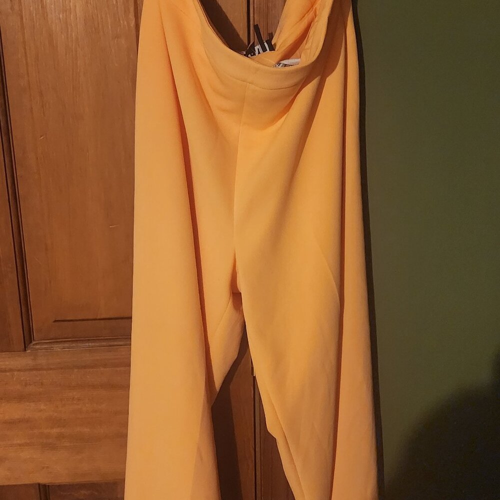 Nwt dkny butter soft slacks